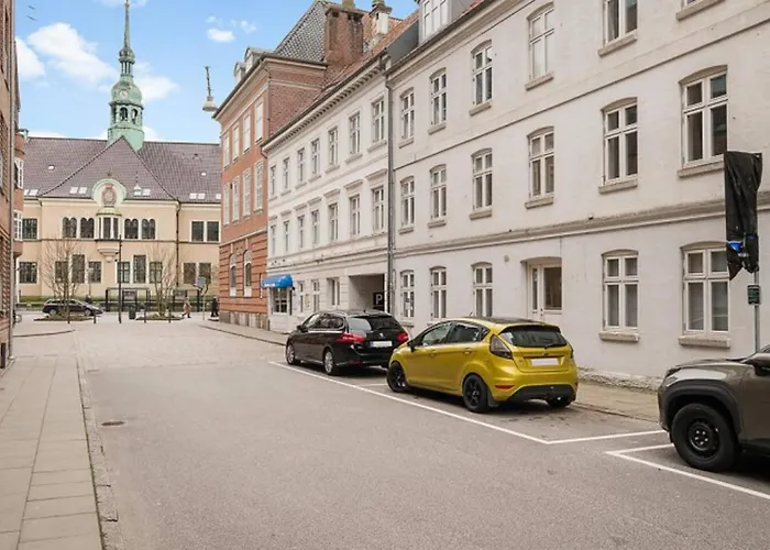 Lejlighed Near Pedestrian Street In